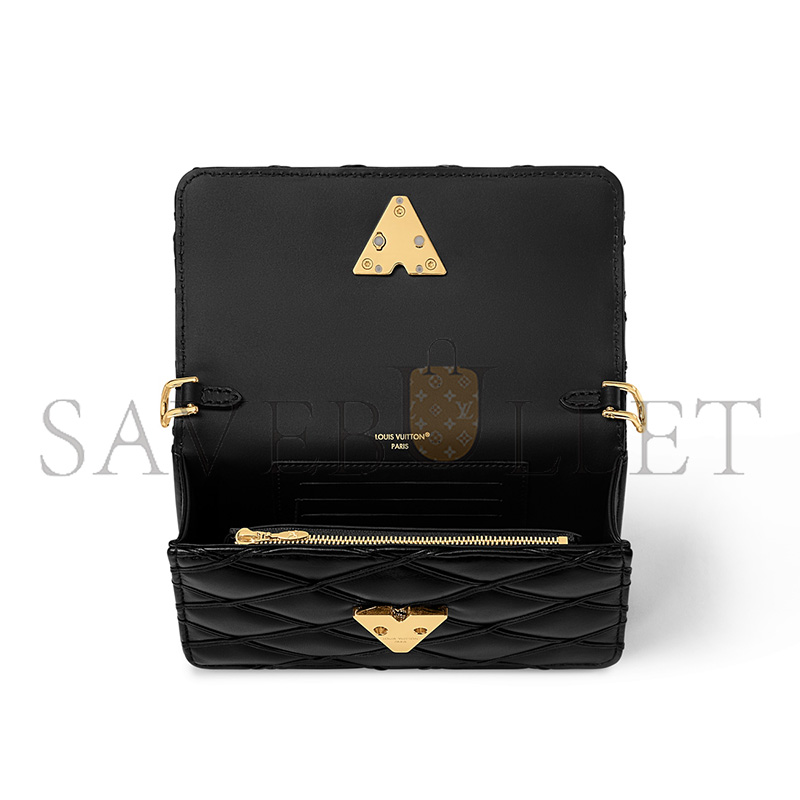 l0*is V*t0n wallet on chain go-14 m13139 (20*12*5cm)